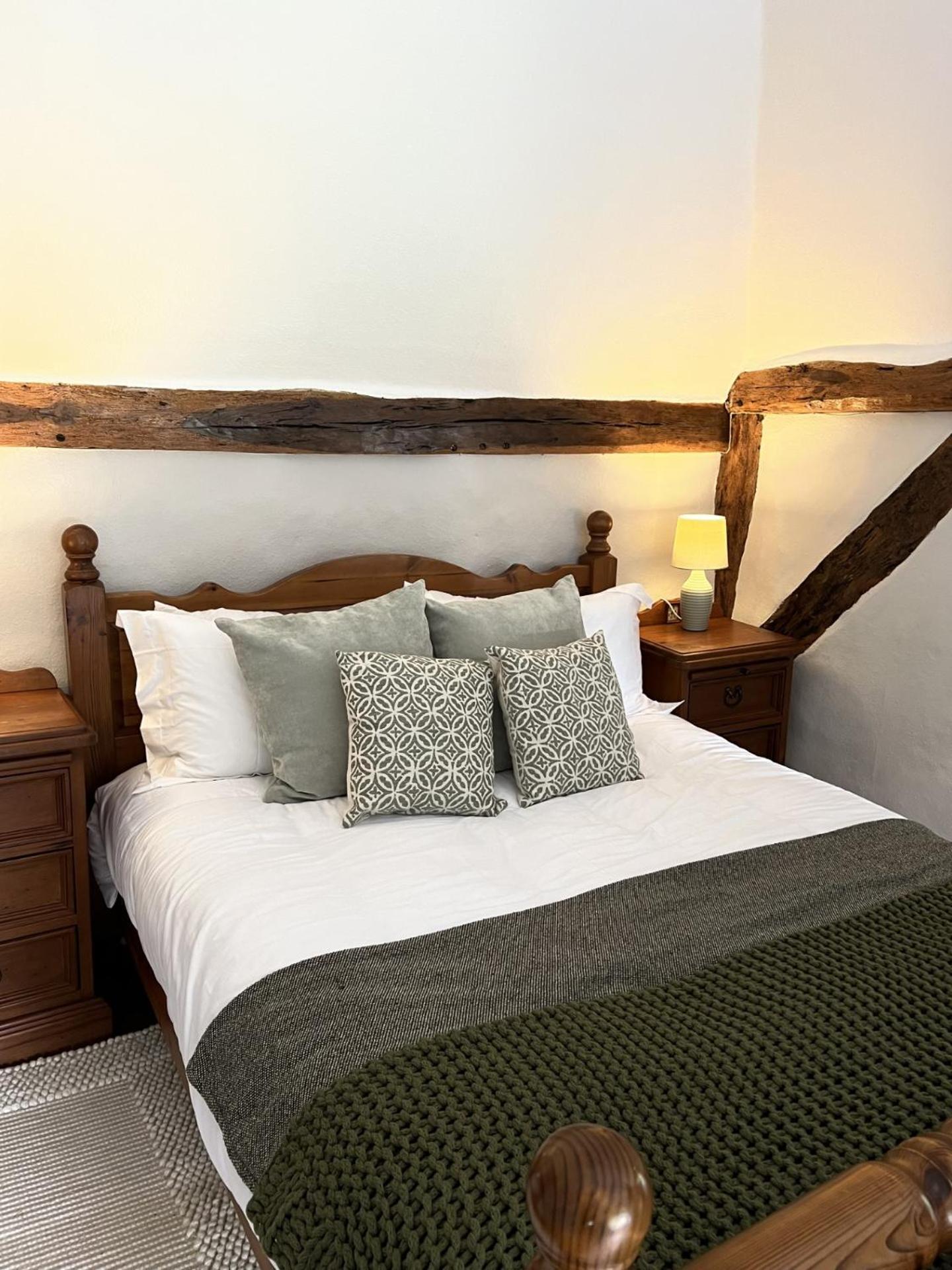 Вилла Local Walks Pub Gardens Pet Friendly Landscaped Gardens And Free Private Parking Doddington  Экстерьер фото